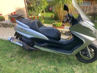 Yamaha Mayesty 400i - 7