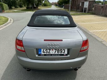 Audi A4 B6 2.4i 125kW kabrio rv.2004•Najeto 240tkm•NOVÁSTK - 7