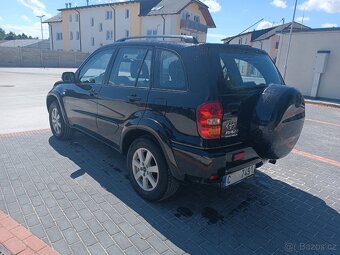 Toyota RAV4 2,0D 4x4 - 7