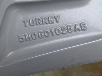 Zánovní orig.alu VW Golf 18" 5x112 model Bergamo - 7