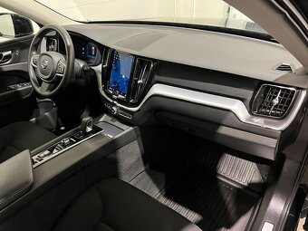 Volvo XC60 Recharge T6 AWD Inscription rok 2022 - 7