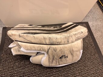 LAPAČKA A VYRÁŽEČKA CCM EFLEX 3.9 JUNIOR - 7