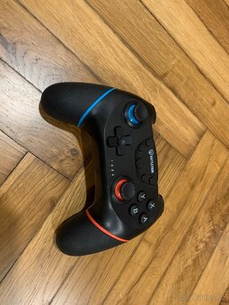 Sluchátka NICEBOY hive PINS 3 ANC světle modré - 7