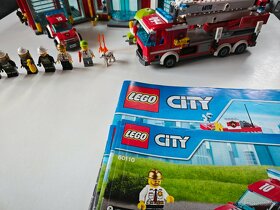 LEGO City 60110 Hasičská stanice - 7