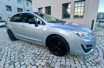 SUBARU IMPREZA 1.6i BENZÍN 4x4 AUTOMAT-VYHŘEV-SERVISKA-2017 - 7