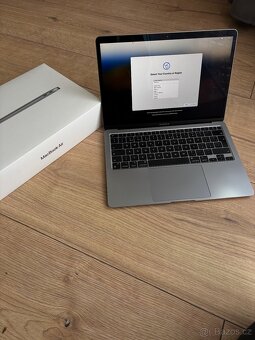 MacBook Air 13 - 7