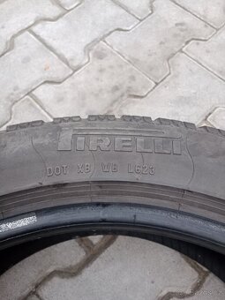 235/45/18 - 7