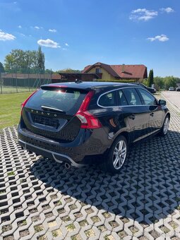 Volvo V60, 1.6 T4 132 Kw Momentum  TOP STAV - 7