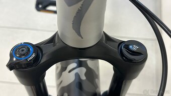ZÁNOVNÍ SPECIALIZED ROCKHOPPER EXPERT, rám M - 7