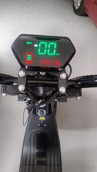 Elektrokoloběžka LeraMotors Scooters C2 2000W - 7