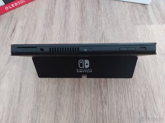 Nintendo Switch OLED - Top stav - 7