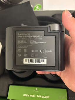 Steelseries Arctis Nova PRO Wireless X - 7