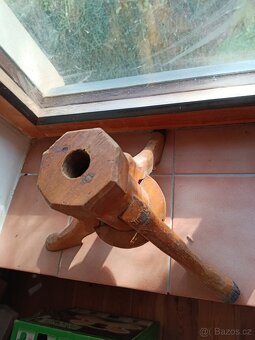 Stojánek na vánoční stromek - 7