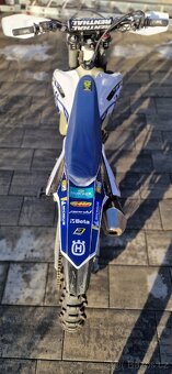 Husqvarna FE 350 – 2016 – velmi pěkný stav a vzhled - 7