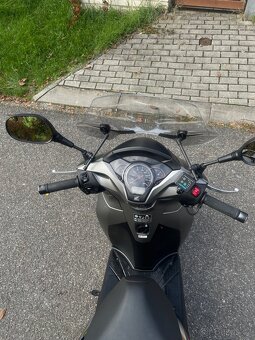 Honda SH 300 i ABS zamluveno do 7.12. - 7