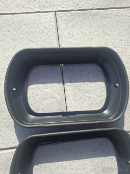 Kovové rámečky světel Škoda - 7