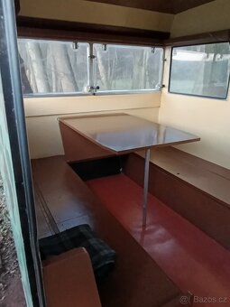 Karavan Racek 300 - 7