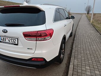 Kia Sorento - 7