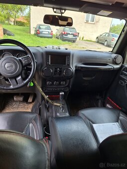 PRODÁM JEEP WRANGLER JK UNLIMITED - 7