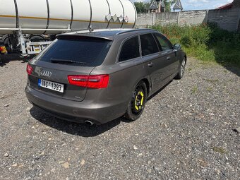 Prodám Audi A6 C7 lehce havarováno 2012 220t km mam potvrzen - 7