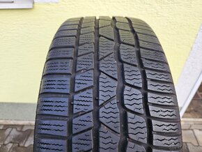 215 40 17 87V Continental zim. pneu 6,5-7,5mm - 7