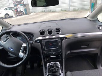 Ford S-Max - 7