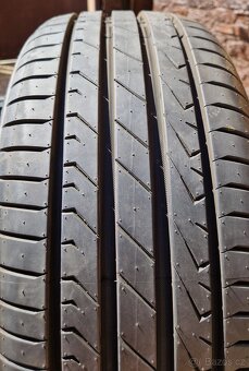 Pneu 215/45 R17 - 7