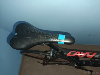 Focus Cayo Karbon - sleva - 7