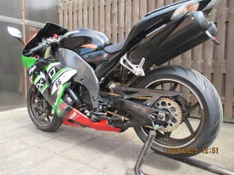 Kawasaki ZX- 10 R Ninja - 7