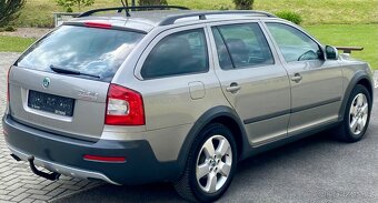 Škoda Octavia SCOUT 2.0 TDI CR DSG 4X4 103KW COMBI ELEGANCE - 7
