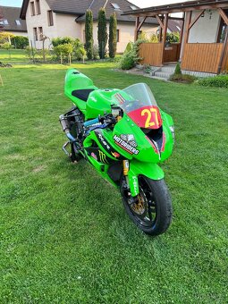 Kawasaki ZX6R Ninja - 7