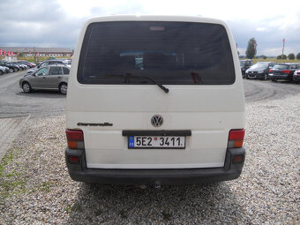 Volkswagen Caravelle 2.5 TDi 111Kw - 7