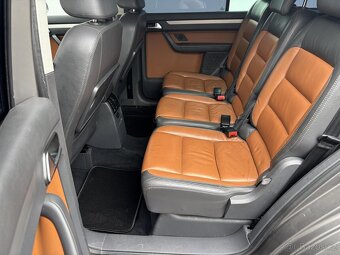 Volkswagen Touran 2.0 , 125 kW nafta, 2007 - 7
