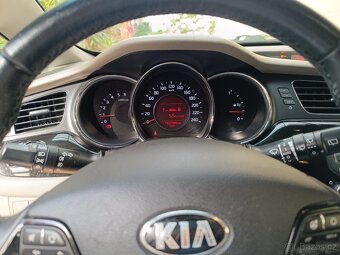 Kia Cee´d 1,6 CRDI - 7