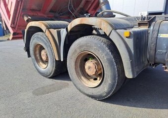 6x6 sklápěč 33/26t MAN TGA, upínací deska - 7