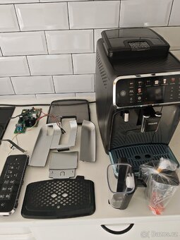 Kávovar Philips EP5500 + záruka 12 měsíců - 7