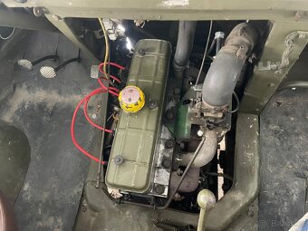 Vojenský speciál Renault R2067 4x4 - 7