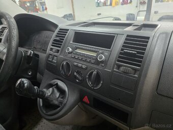 VW T5 Transporter Shutt 2,5 TDi BNZ Náhradní díly - 7