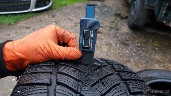 Zimní pneu Goodyear UltraGrip SUV 235/55 R18 - 7