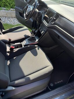Volkswagen T-Roc - 7