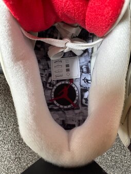 Jordan 4 Retro Flight Club - 7