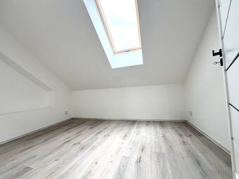 Prodej 2kk 35m2 po kompletní rekonstrukci – Centrum Kolína - 7
