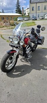 Suzuki VZ 800 Marauder - 7