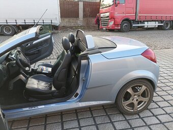 Prodám Opel Tigra 1.4 Cabrio - 7