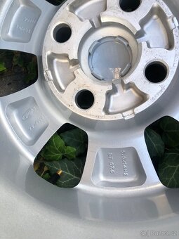 Originál Alu kola Ford 5.5x14" ET 37.5 s 6 paprsky - 7