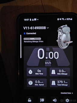 Elektrická jednokolka INMOTION V11 s monowheelem a odpružení - 7
