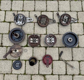 ČZ 125 B T 125 150 C - díly - 7