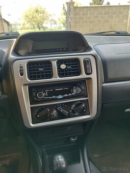 Mitsubishi Pajero Pinin - 7