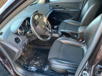 CHevrolet Cruze 1,8 - 7
