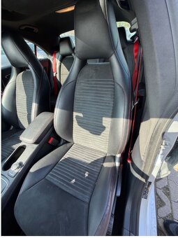 Mercedes-Benz CLA 45 AMG CLA -Klasse CLA 45 AMG 4Matic - 7